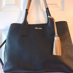 Nine West purse. Black and Tan#